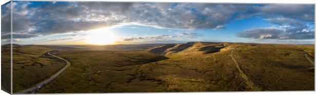 Wonderful panoramic view over the landscape of Peak District at Snake Pass Canvas Print by Erik Lattwein