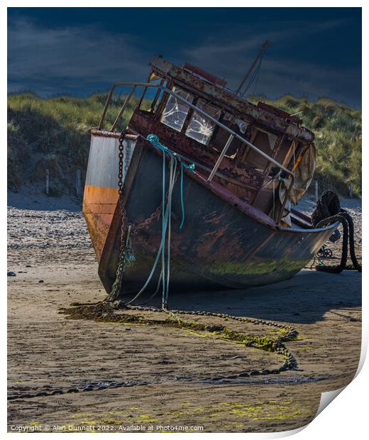 Boat on a beach Print by Alan Dunnett