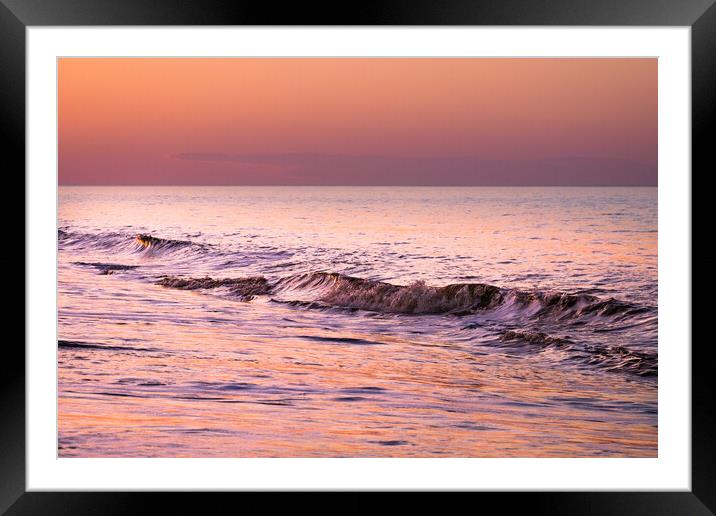 Beach at sunset. Framed Mounted Print by Bill Allsopp
