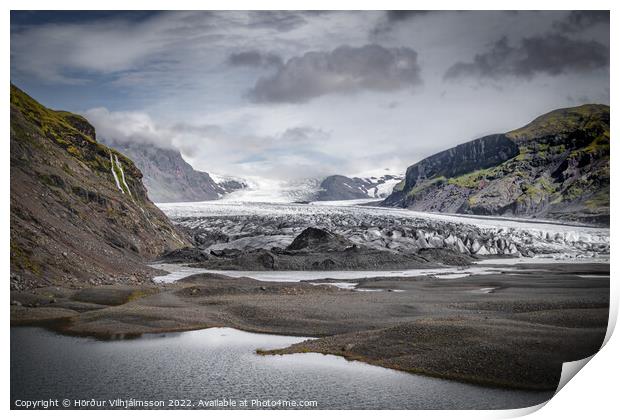 Majestic Glacial Bay Print by Hörður Vilhjálmsson