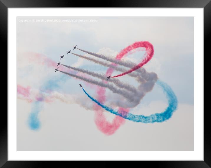 Red Arrows Bournemouth Air Show 2022 Framed Mounted Print by Derek Daniel