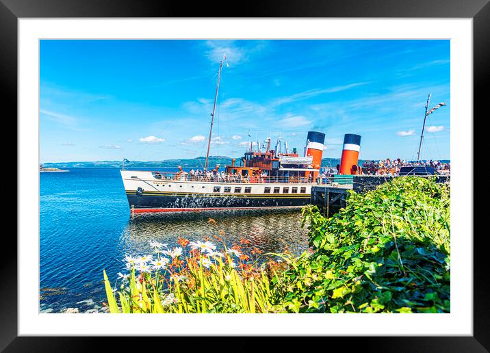 PS Waverley in Tarbert Framed Mounted Print by Valerie Paterson