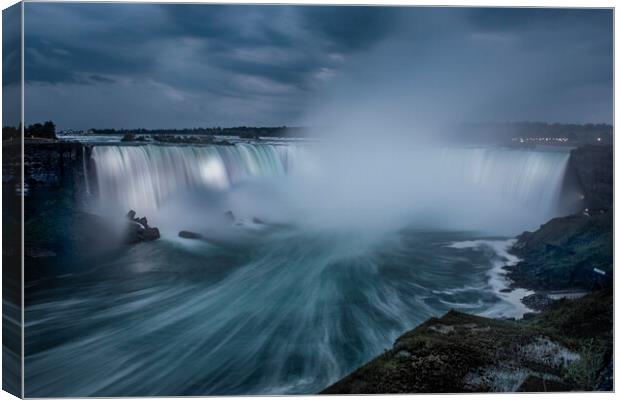 Horseshoe Falls, Niagara Canvas Print by Kelly Bailey