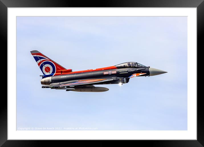 Eurofighter Typhoon Fighter Jet. Framed Mounted Print by Steve de Roeck