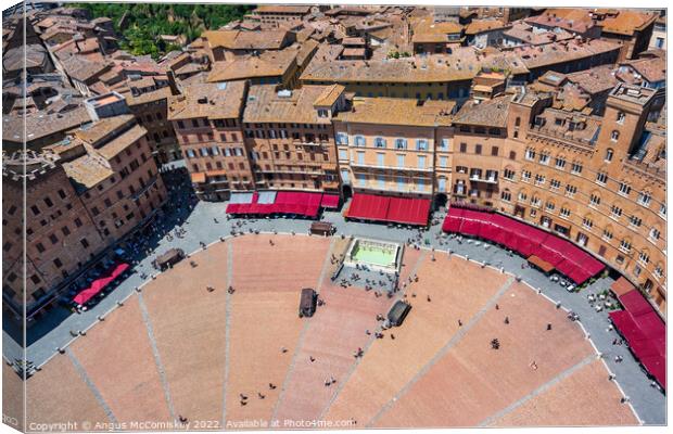 Aerial view of Piazza del Campo in Siena, Tuscany Canvas Print by Angus McComiskey
