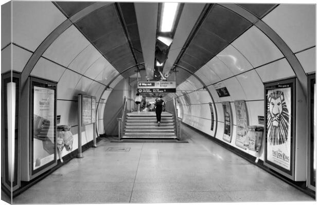London Bridge Underground Station Canvas Print by Glen Allen
