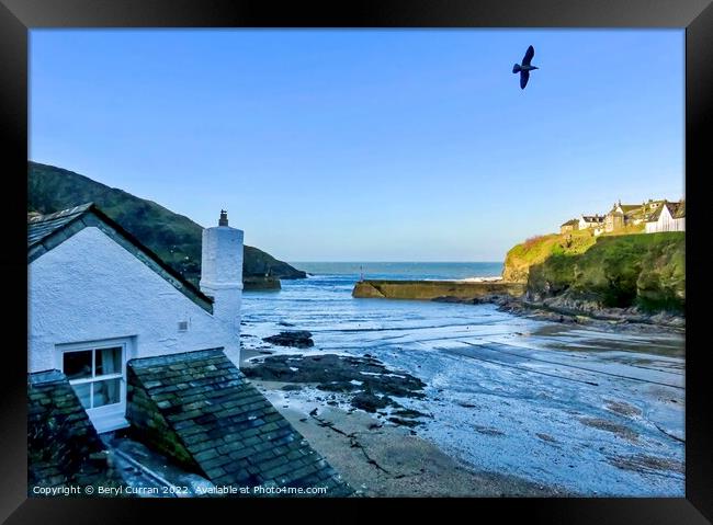 Golden Hour in Port Isaac Framed Print by Beryl Curran