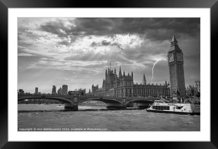 Black and white Big Ben and the houses of parliame Framed Mounted Print by Ann Biddlecombe