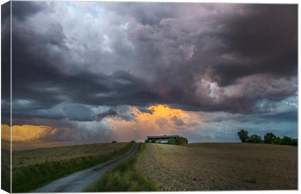 The Approaching Storm Canvas Print by Dave Williams