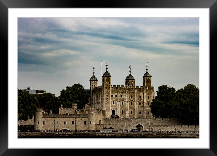 Tower of London Framed Mounted Print by Glen Allen