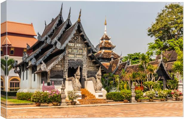 Viaharn in Wat Chedi Luang, Chinag Mai, Thailand Canvas Print by Kevin Hellon