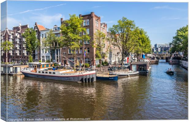 Junction of the Brouwersgracht and Prinsengracht, Amsterdam, Net Canvas Print by Kevin Hellon