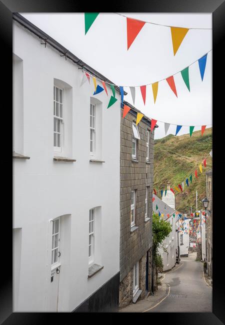 Gorran Haven, Cornwall  Framed Print by Graham Custance