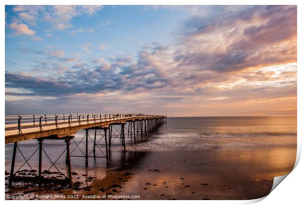 Saltburn by the sea golden hour Print by Richard Perks