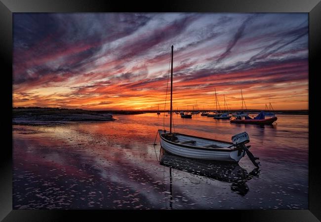 A beautiful sunset at Brancaster Staithe  Framed Print by Gary Pearson
