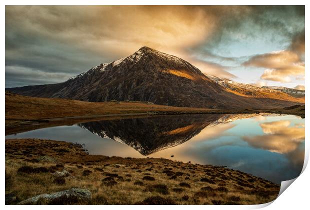 Reflections of Pen yr Ole Wen Print by Rory Trappe