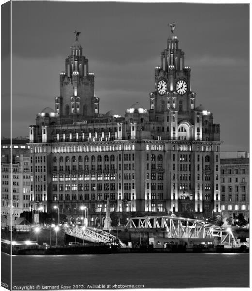 Royal Liver Building Liverpool Canvas Print by Bernard Rose Photography