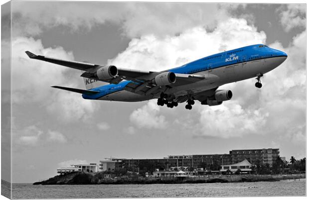 KLM Boeing747 at Sint Maarten  Canvas Print by Allan Durward Photography