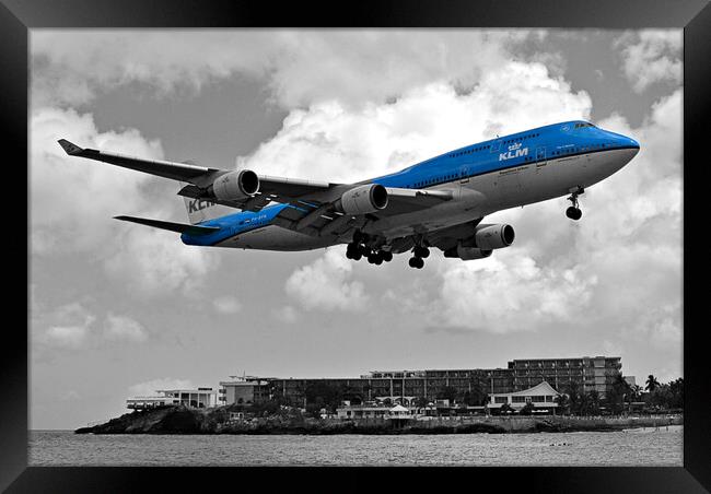 KLM Boeing747 at Sint Maarten  Framed Print by Allan Durward Photography