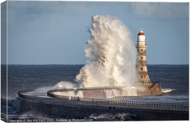 Roker Lighthouse and Waves Canvas Print by Ray Pritchard