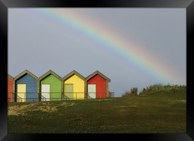 Blyth Beach Huts  Framed Print by Anthony McGeever