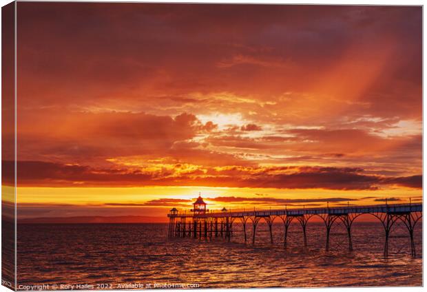 Clevedon Pier with dramatic sky Canvas Print by Rory Hailes