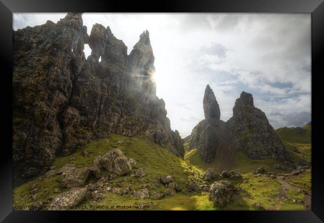 Old Man of Storr 2.0 Framed Print by Yhun Suarez