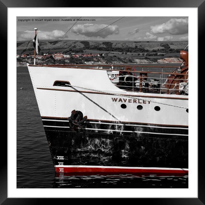 Swanage welcomes the Waverley paddle steamer Framed Mounted Print by Stuart Wyatt