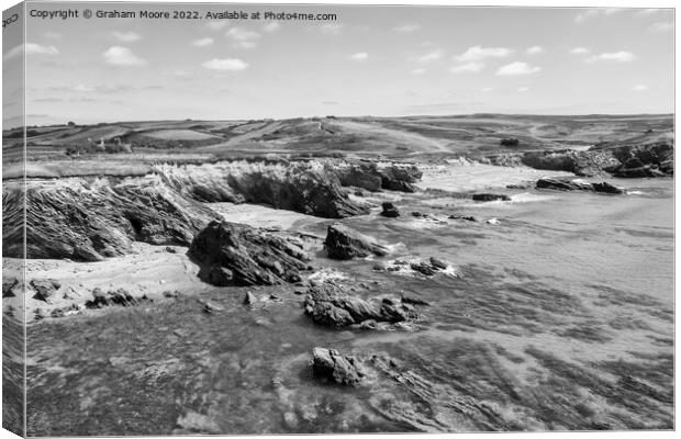 Dollar Cove looking south monochrome Canvas Print by Graham Moore