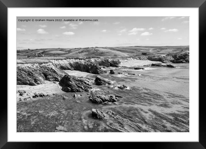 Dollar Cove looking south monochrome Framed Mounted Print by Graham Moore