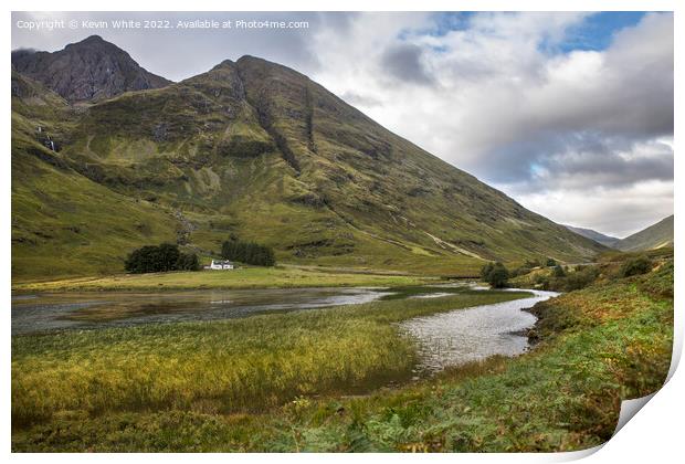 Little white cottage in Glencoe Print by Kevin White