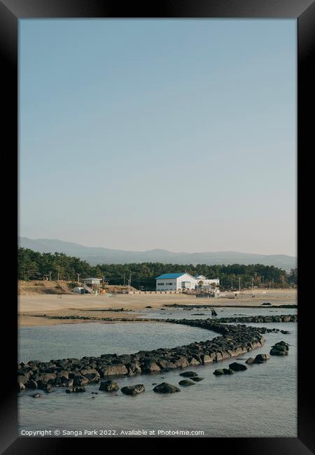 Iho Tewoo Beach in Jeju island Framed Print by Sanga Park