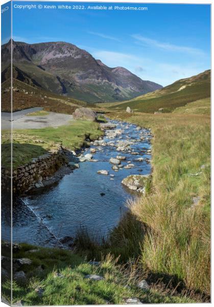 Honister Pass gentle stream Canvas Print by Kevin White