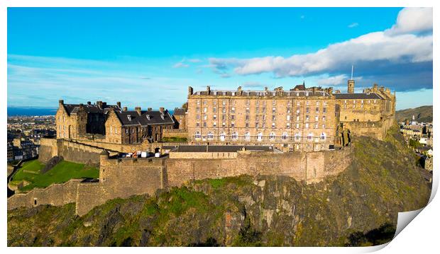 Edinburgh Castle on a sunny day - aerial view Print by Erik Lattwein