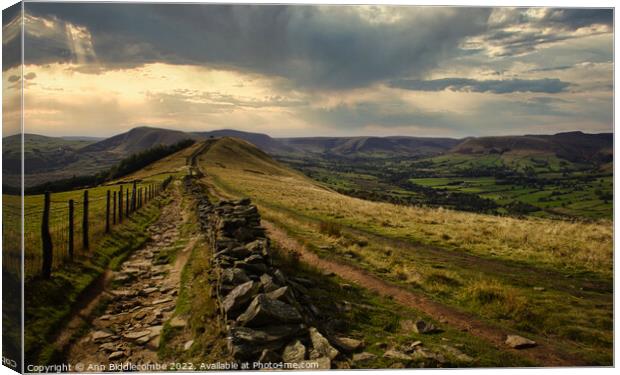 Looking back to Mam Tor Canvas Print by Ann Biddlecombe