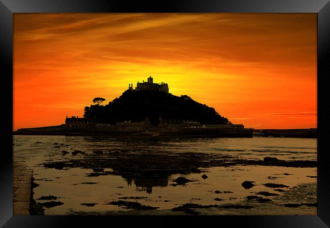 Sunset, st michael's mount cornwall Framed Print by kathy white