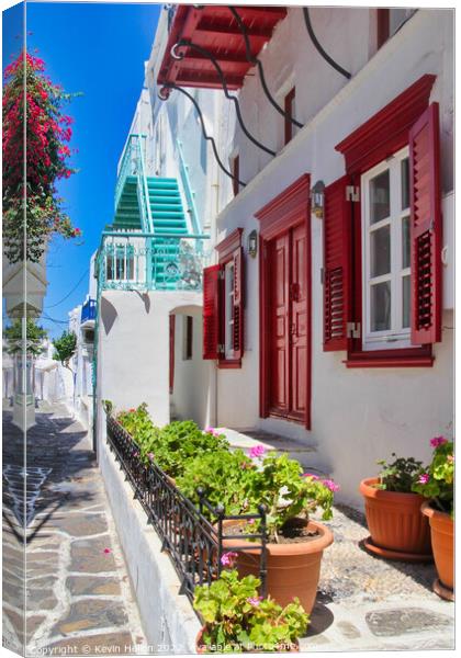 Typical house in Chora, Mykonos, Greece Canvas Print by Kevin Hellon