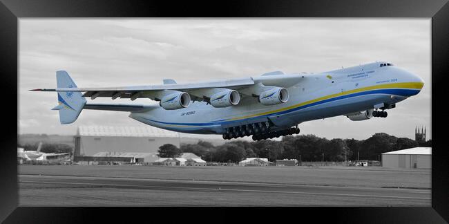 Antonov 225 Mriya (selective colour) Framed Print by Allan Durward Photography