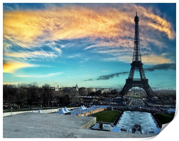 Eiffel Tower at sunset located in Paris, France Print by Thomas Baker