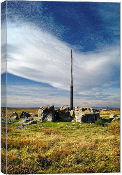 Stanage Pole, Peak District    Canvas Print by Darren Galpin