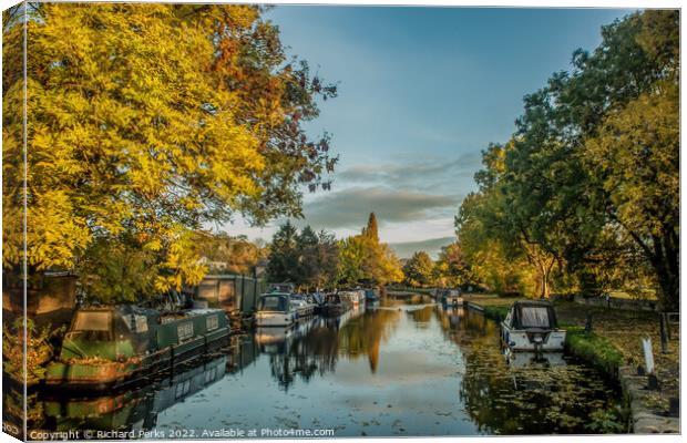 Autumn on the Leeds - Liverpool canal at Rodley Canvas Print by Richard Perks
