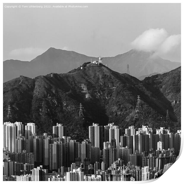HONG KONG 36 Print by Tom Uhlenberg