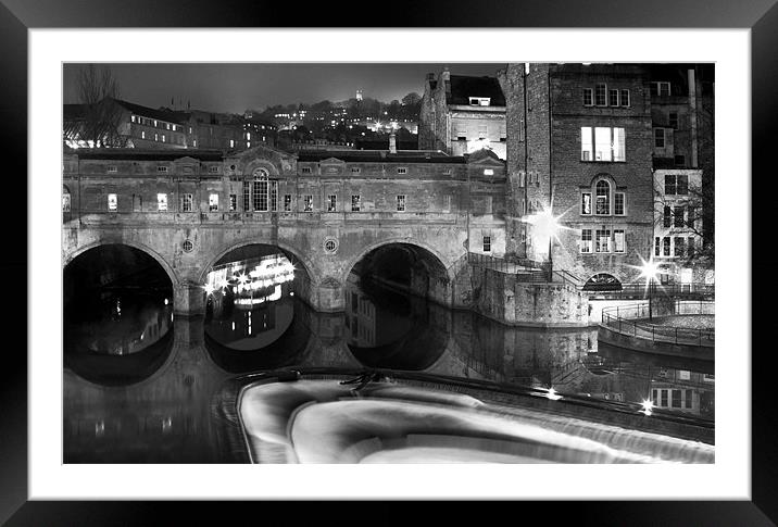 Bath Pulteney Bridge Framed Mounted Print by Tony Bates