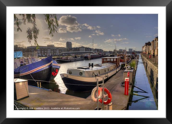 Houseboats at Surrey Quays  Framed Mounted Print by Rob Hawkins