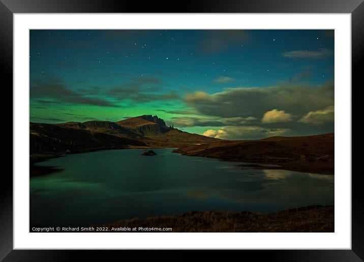 Northern lights reflected in Loch Leathan by the Storr  Framed Mounted Print by Richard Smith