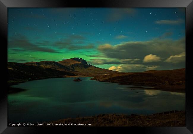 Northern lights reflected in Loch Leathan by the Storr  Framed Print by Richard Smith
