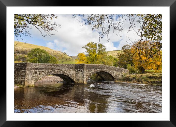 Bucken Bridge at autumn Framed Mounted Print by Jason Wells