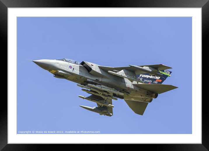 Panavia Tornado Framed Mounted Print by Steve de Roeck