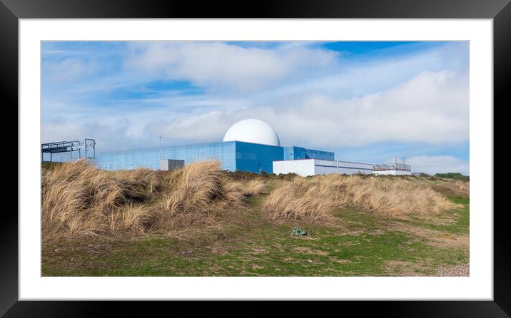 Sizewell nuclear power station on the suffolk coas Framed Mounted Print by Kevin Snelling