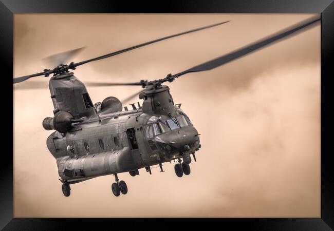 CH47 Chinook Helicopter Framed Print by J Biggadike